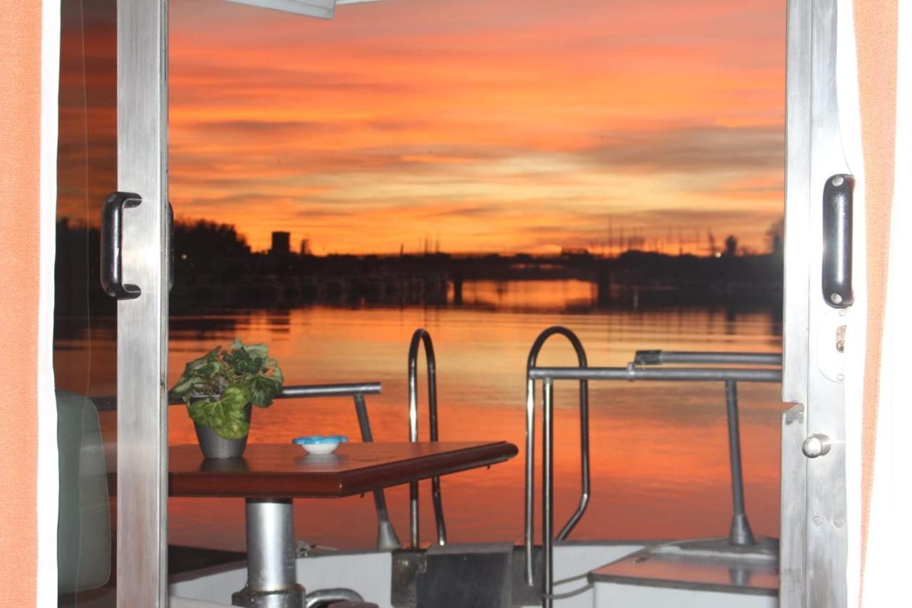 Boat And Breakfast Fiumicino - Roma Ξενοδοχείο Όστια Αντίκα Εξωτερικό φωτογραφία